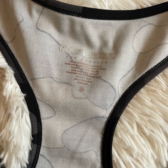 Fashion Nova Camo Sports Bra - Picture 3 of 5